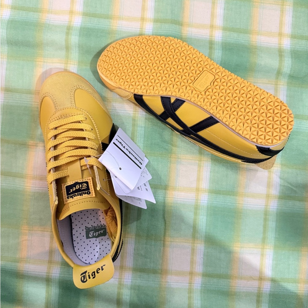 Onitsuka Tiger by Asics Yellow with Black Stripes Mexico 66 Sneakers - Picture 4 of 6
